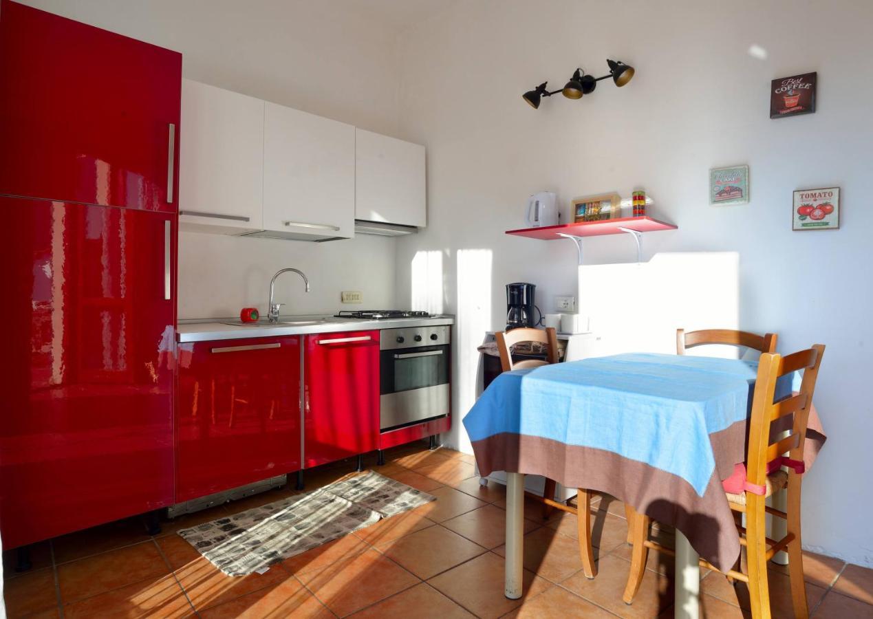 Casa Con Grande Terrazza, Ac, Wifi, Posto Auto E Vicino Al Mare Villa Imperia Bagian luar foto