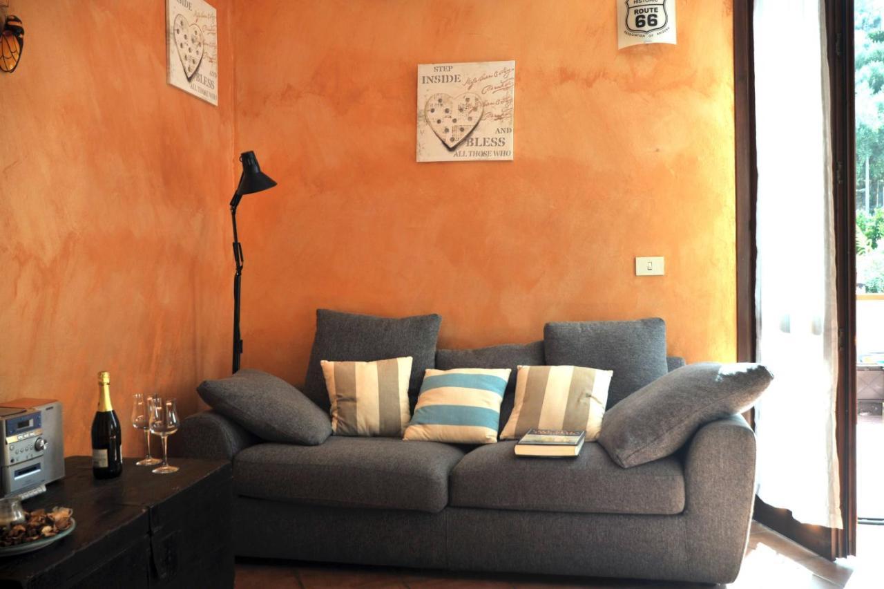Casa Con Grande Terrazza, Ac, Wifi, Posto Auto E Vicino Al Mare Villa Imperia Bagian luar foto